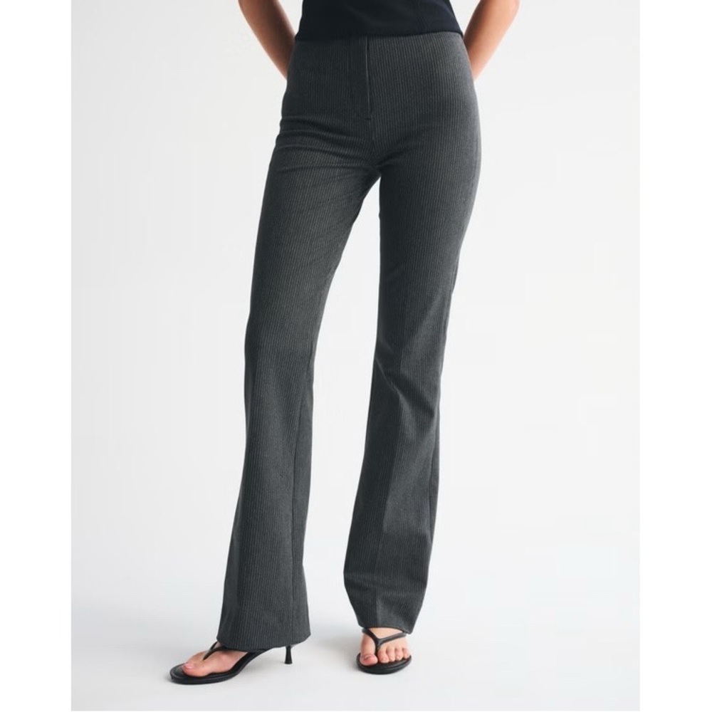 NWT Abercrombie &‎ Fitch Forme Bootcut Trouser Pant in Dark Gray Pinstripe